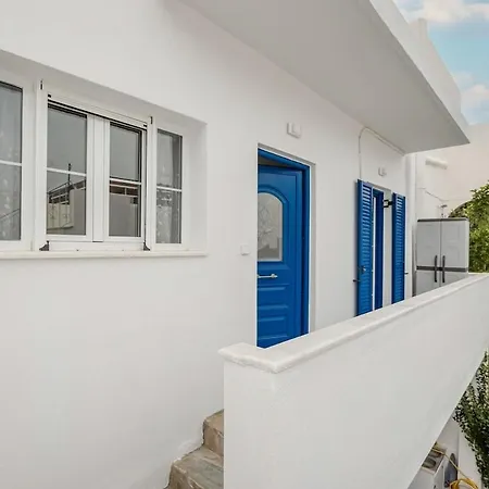 Ninemia Apollon House *